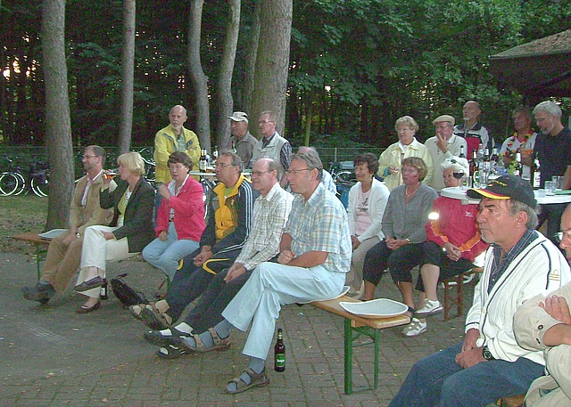 am Paulushaus -&Uuml;bertragung des EM-Endspiels
