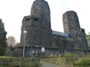Friedensmuseum "Die Br&uuml;cke von Remagen" - vor dem Museum das sich in den Br&uuml;ckenpfeilern befindet