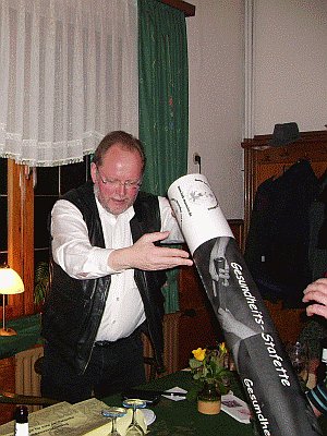 Vorstand Hecker -Klicke und Bild erscheint in Farbe und Gr&ouml;&szlig;er