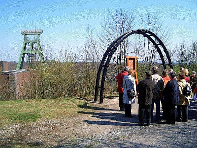 Prosper Halde -Klicke und Bild erscheint in Farbe und Gr&ouml;&szlig;er