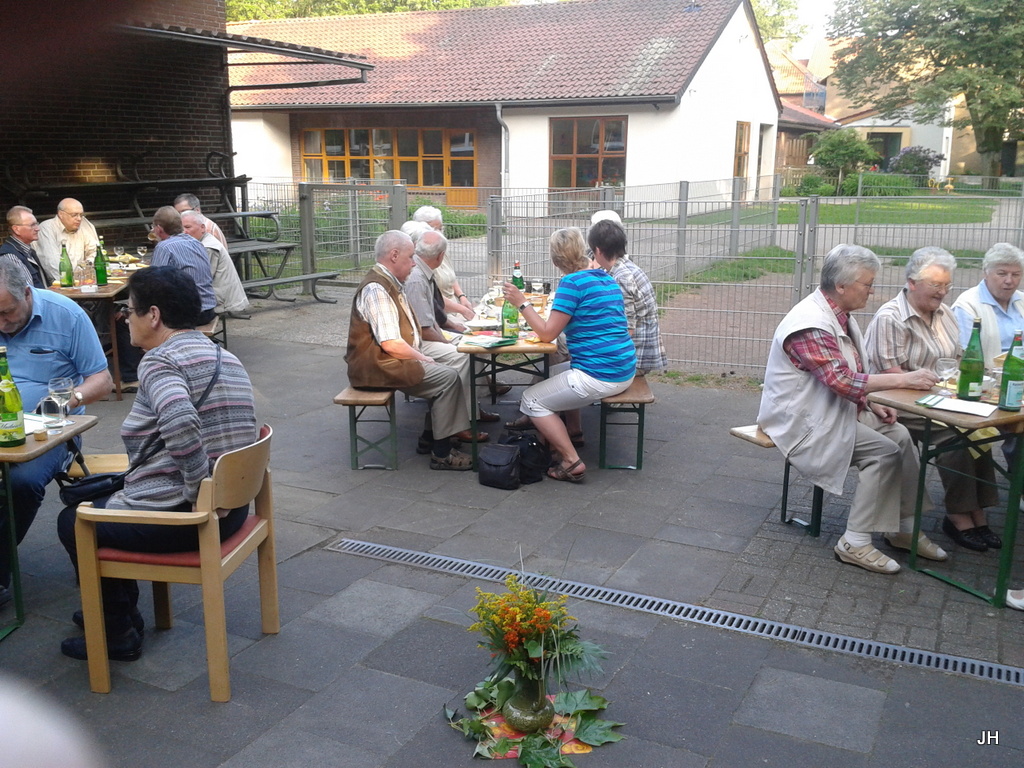 Maisingen -Klicke und Bild erscheint in Farbe und Gr&ouml;&szlig;er