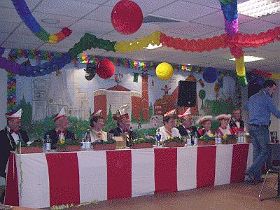 Dinner2 -Klicke und Bild erscheint in Farbe und Größer