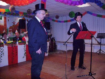 Didi und Lutka -Klicke und Bild erscheint in Farbe und Gr&ouml;&szlig;er