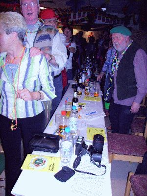 Saal schunkel1 -Klicke und Bild erscheint in Farbe und Gr&ouml;&szlig;er