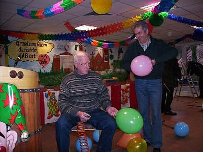 Saal herrichten -Klicke und Bild erscheint in Farbe und Gr&ouml;&szlig;er