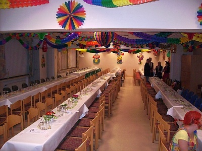 Saalschmuck -Klicke und Bild erscheint in Farbe und Gr&ouml;&szlig;er