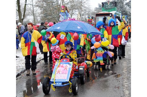 NRZ vom 15.02.2010 -Klicke und Bild erscheint in Farbe und Gr&ouml;&szlig;er