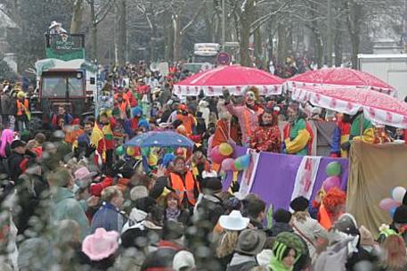 RP vom 15.02.2010 -Klicke und Bild erscheint in Farbe und Gr&ouml;&szlig;er